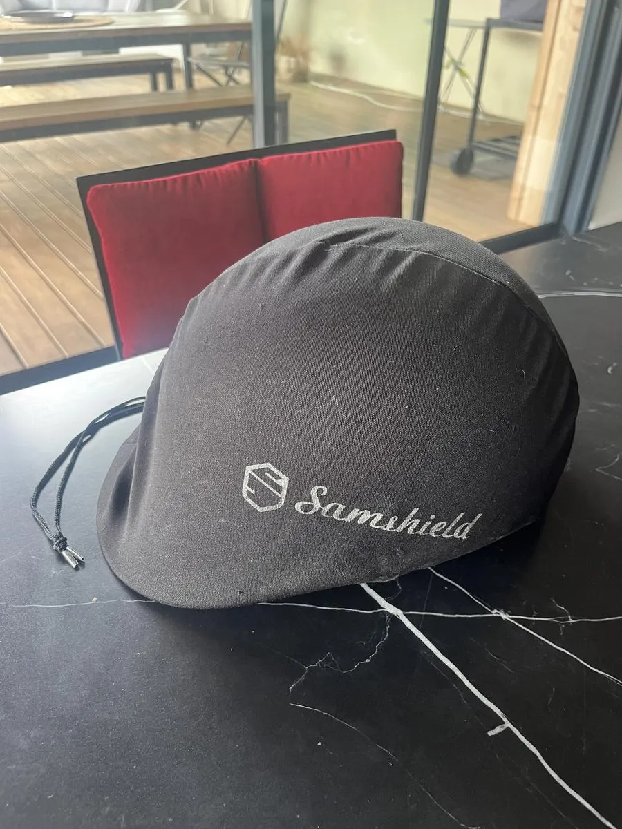 Bombe Samshield Shadowmat petite visière coque M noir mat