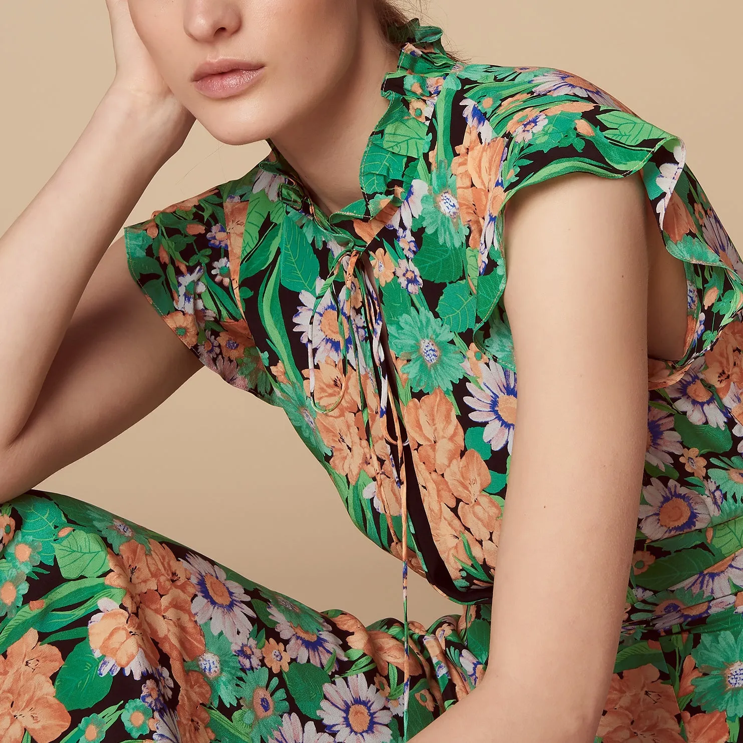 Robe en soie mi-longue à imprimé fleuri
