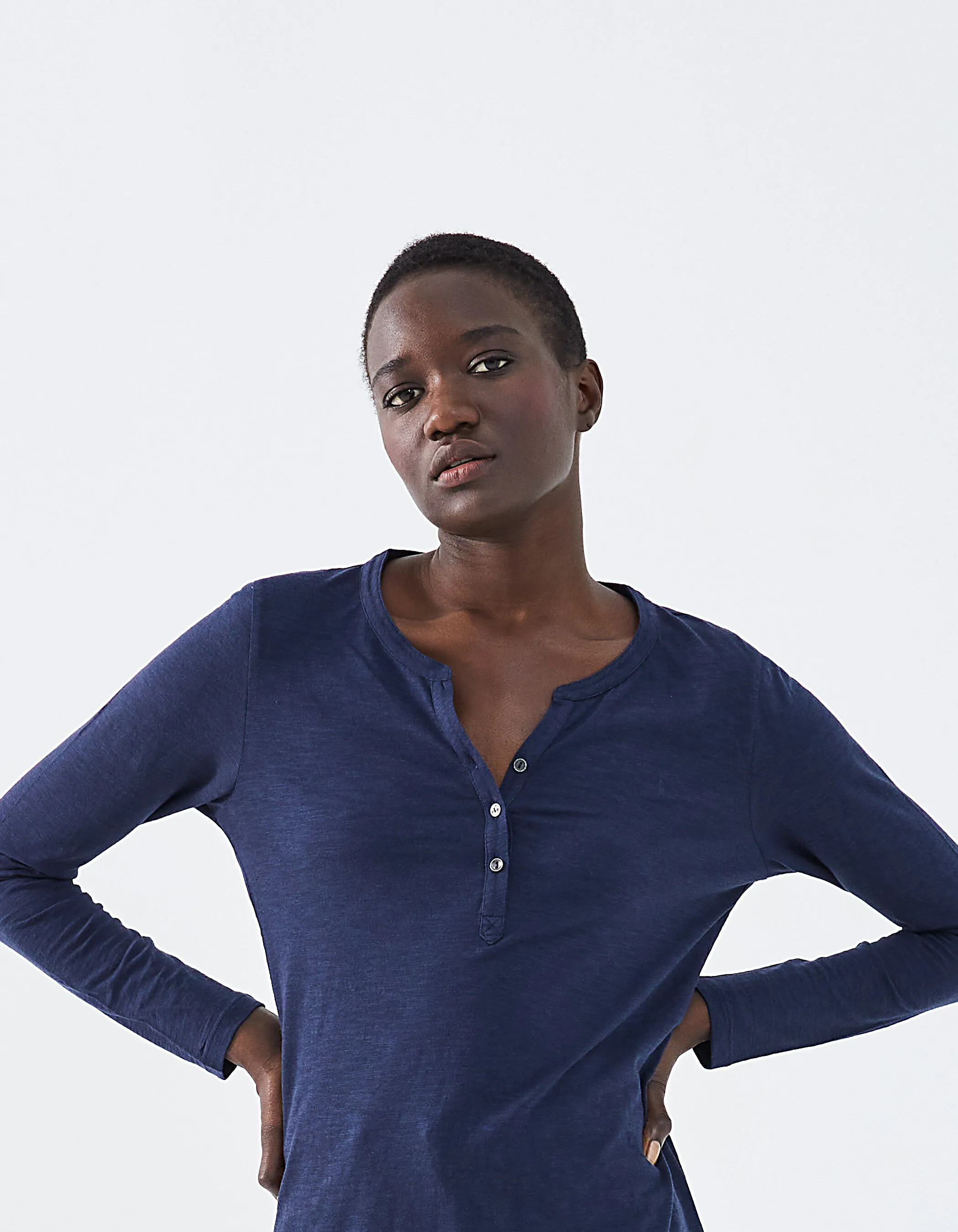 Tee-shirt marine en coton modal tête de mort strass femme